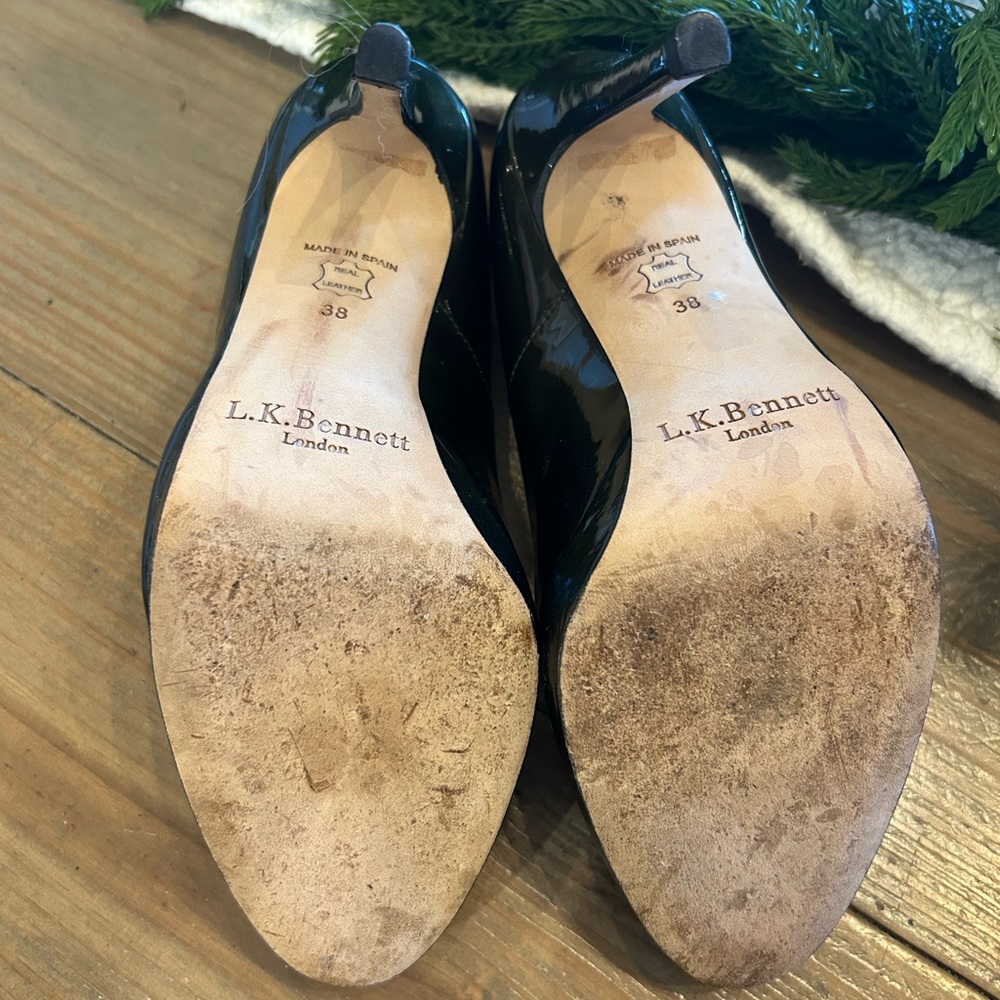 L.K. Bennett heel